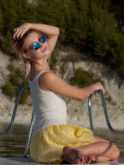 Excellent Shelby flaunts her nasty body as she poses cozily on the boat